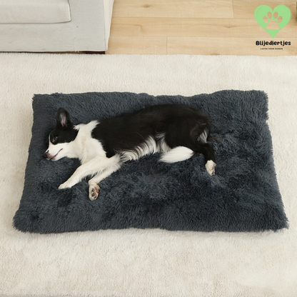 🐾 FluffyRust™ – De Rustgevende Hondenmat